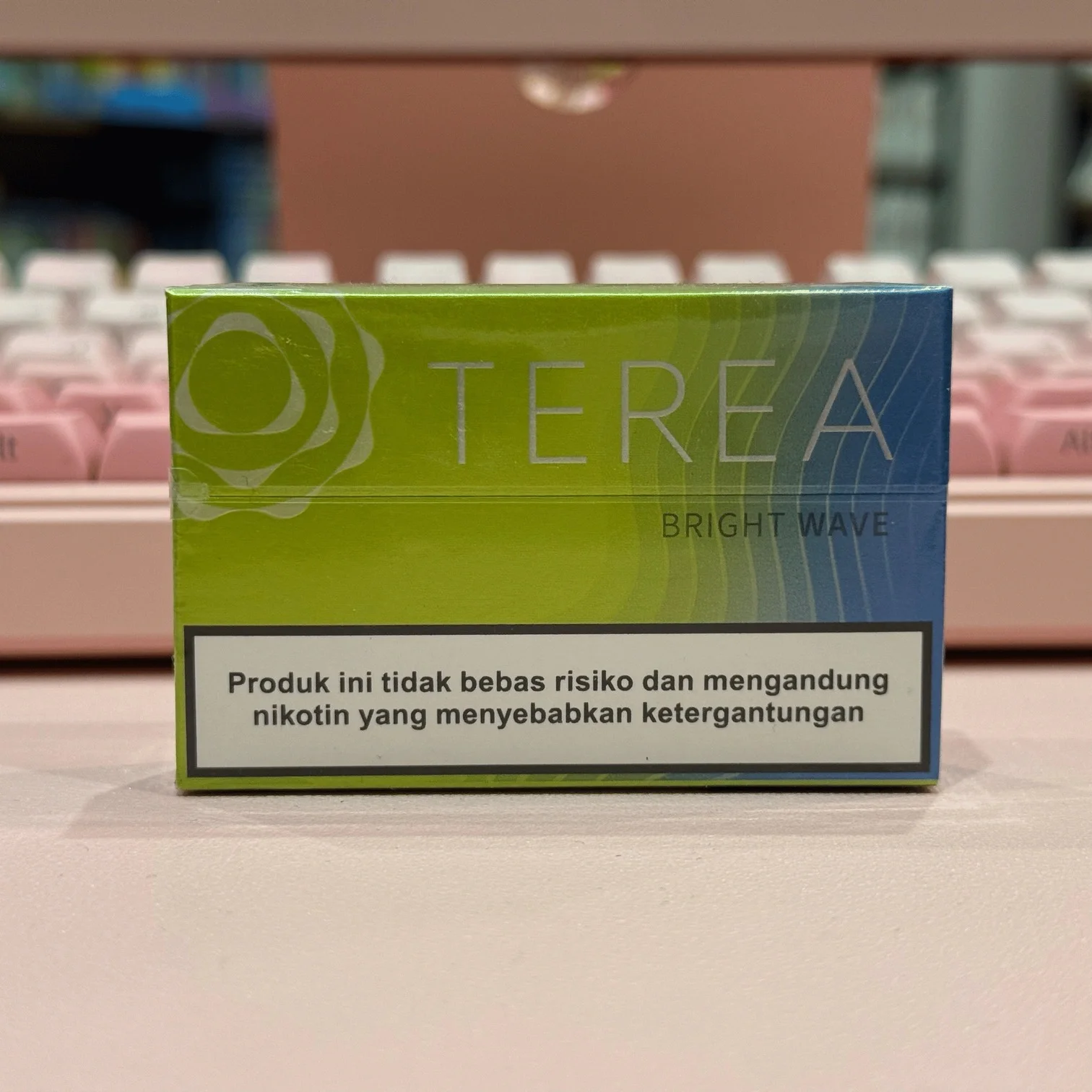TEREA Bright wave табак с зелёными фруктами и ментолом (Индонезия)